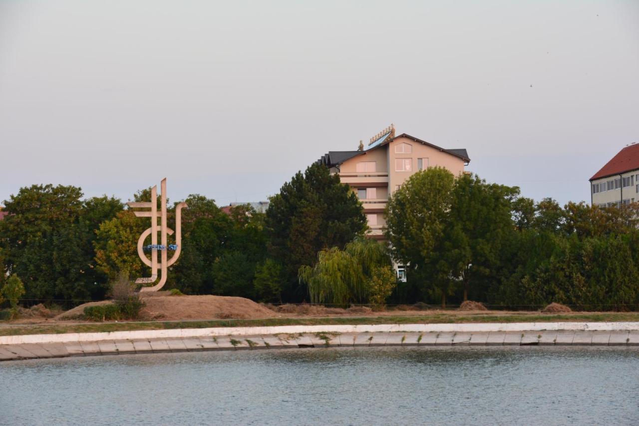 Triumf 3* Costinesti