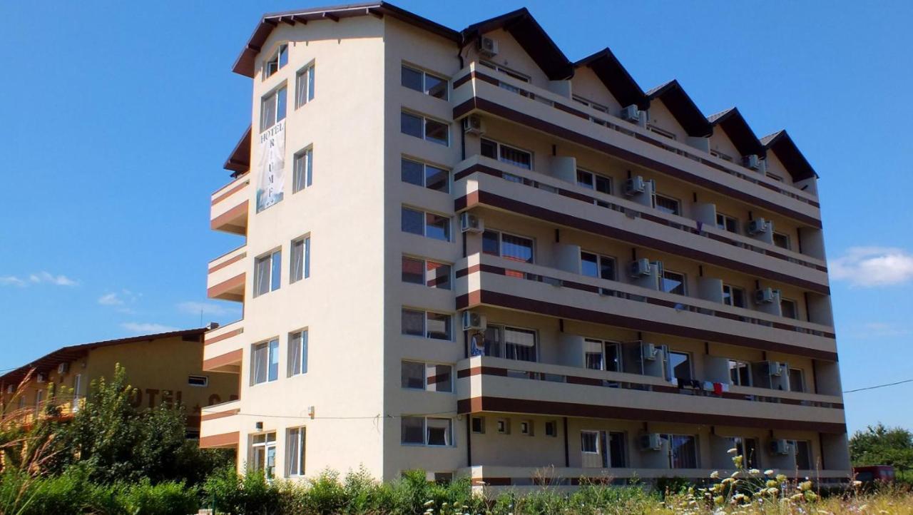 Triumf Costinesti